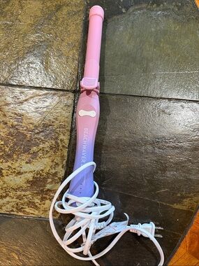 Beachwaver 1” ceramic barrel curling wand, pink purple